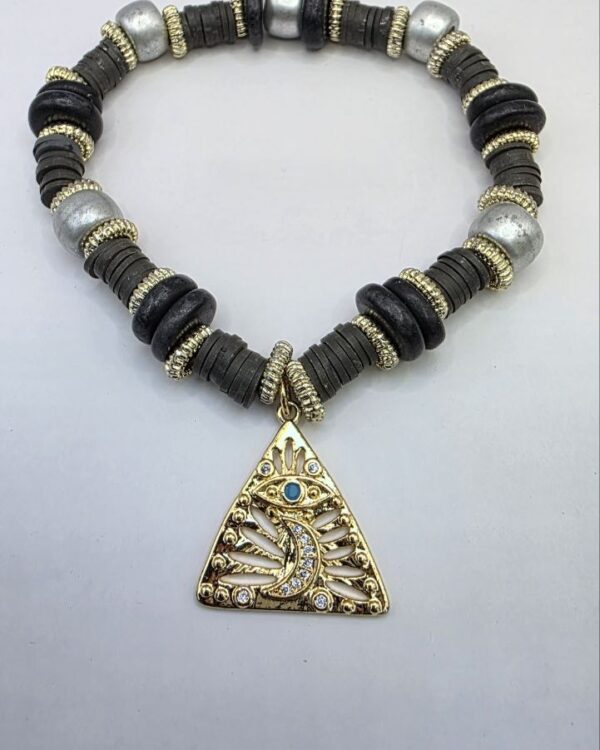 Eye Pendant Bracelet